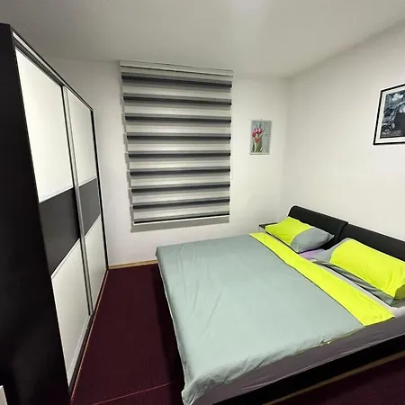 Apartman 1 Bedroom Flat With Free Parking In A